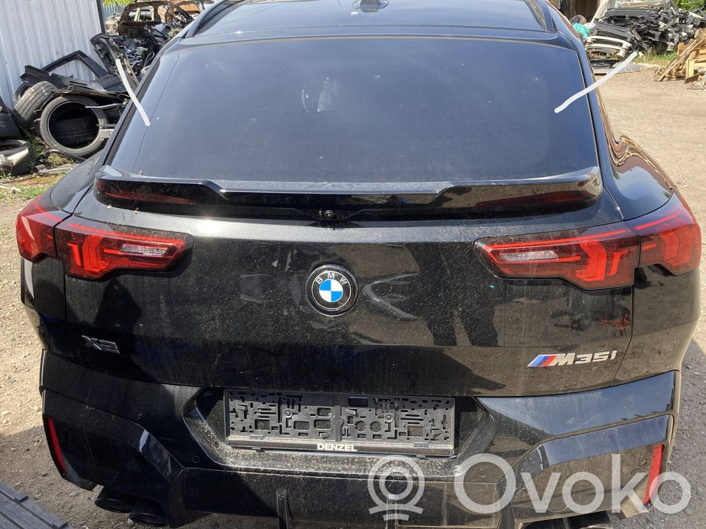 Rear quarter panel