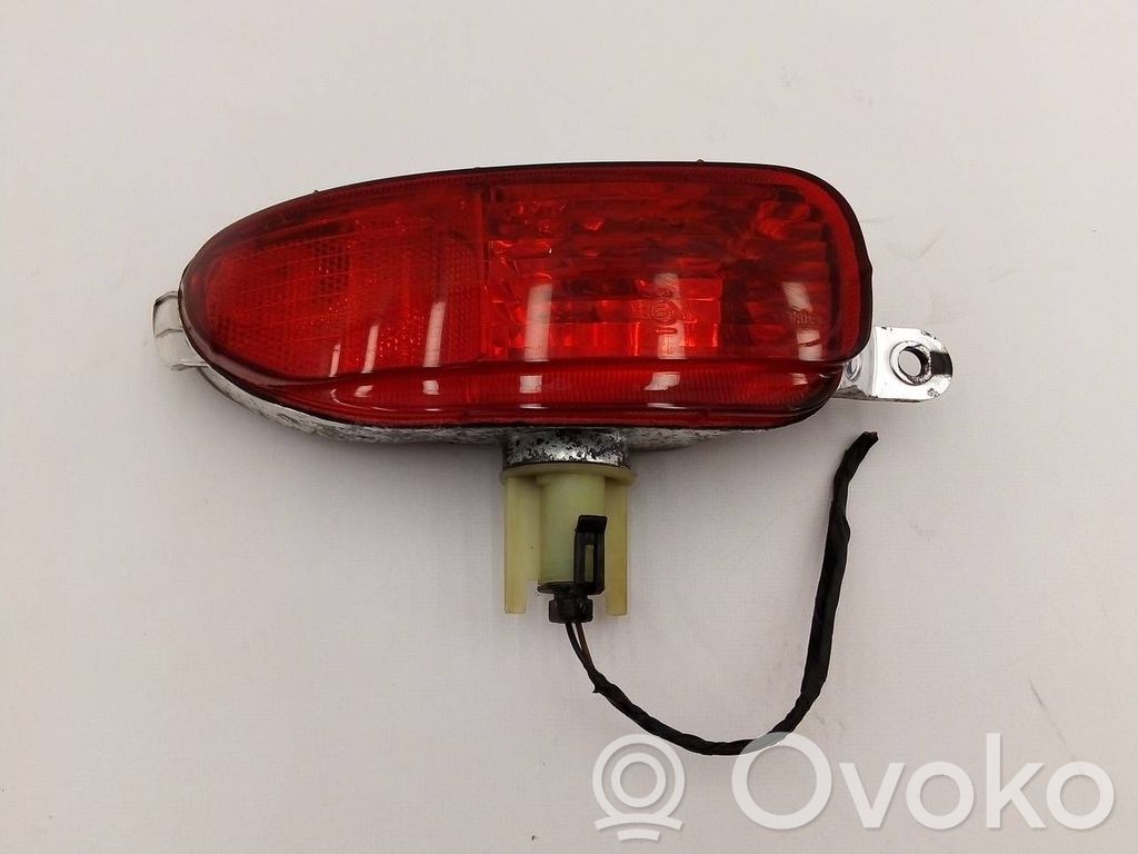 Opel Corsa C Miglas lukturis aizmugurē 