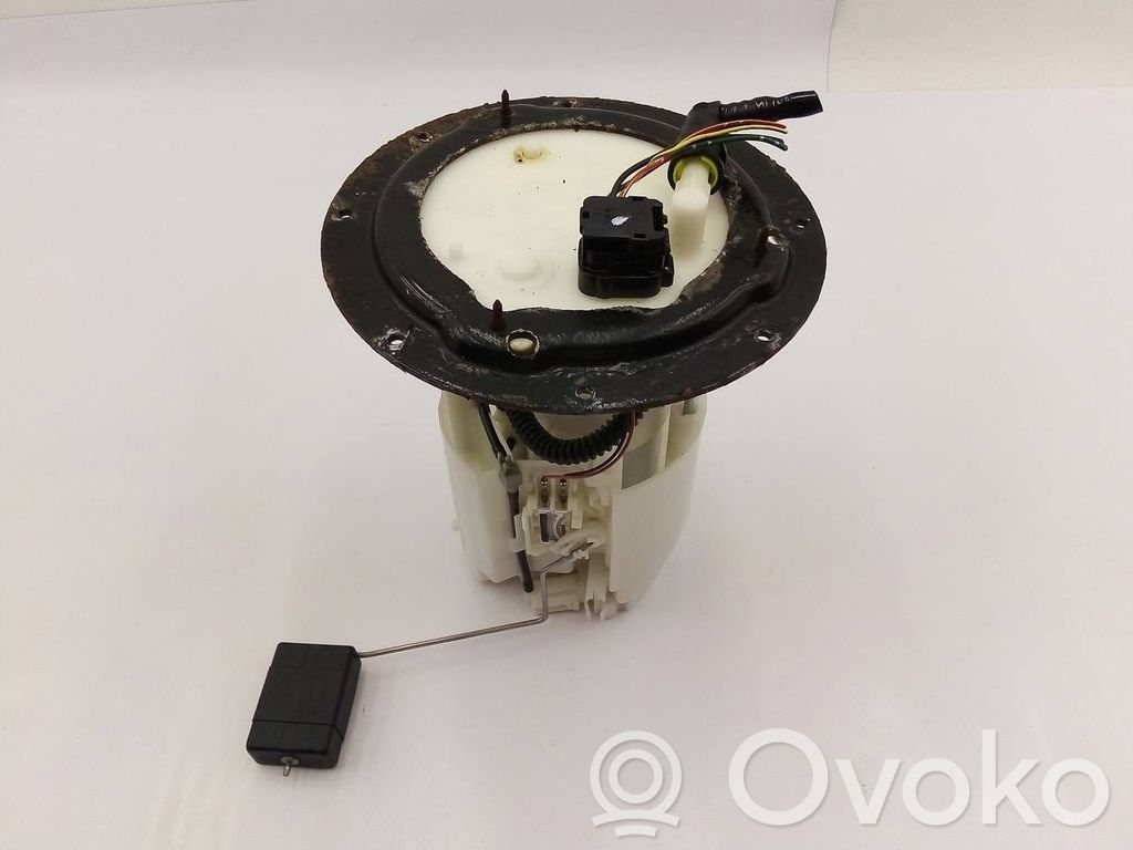 Mazda 5 Bomba interna de combustible 