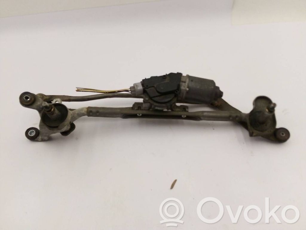 Mazda 5 Front wiper linkage and motor 