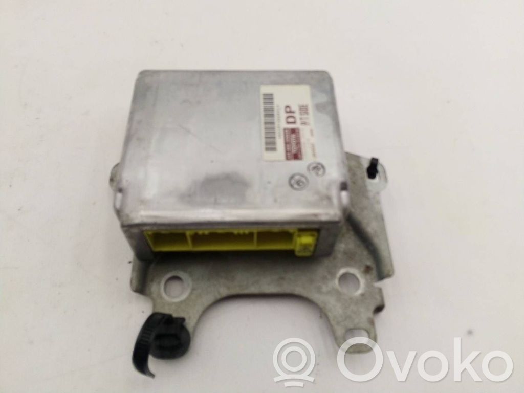 Lexus IS 200-300 Airbag control unit/module 