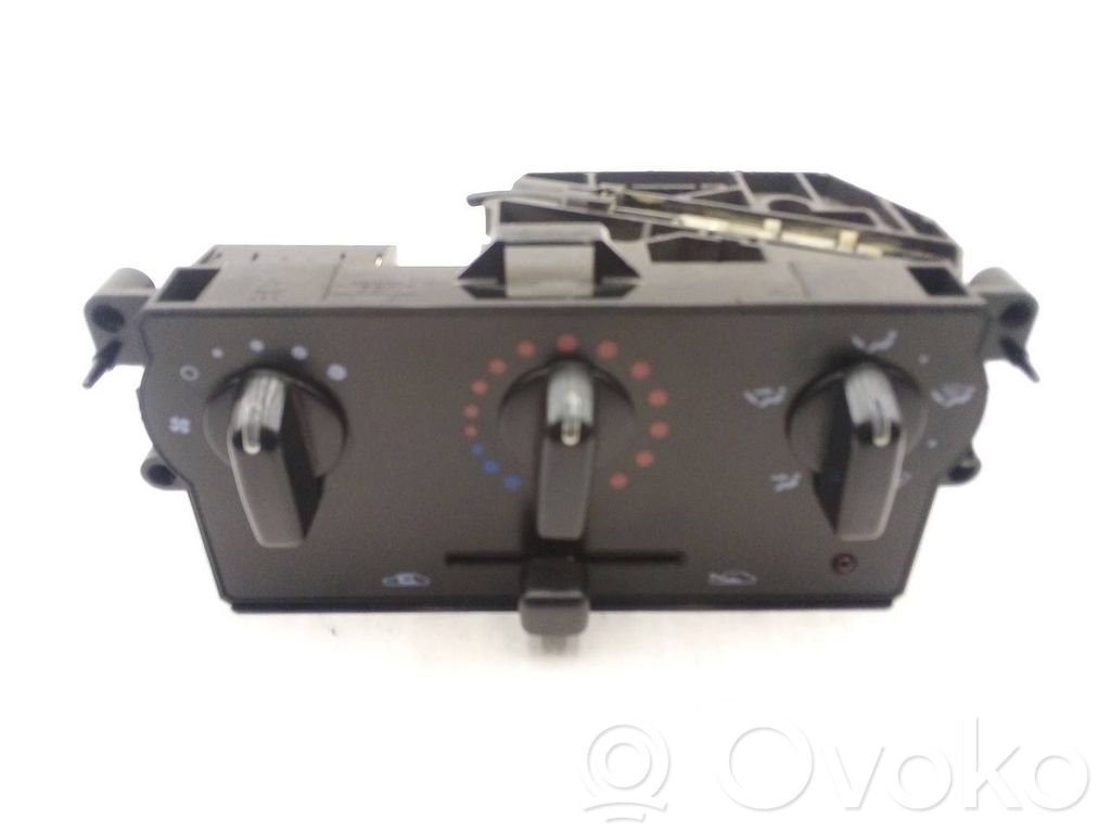 Nissan Micra Climate control unit 