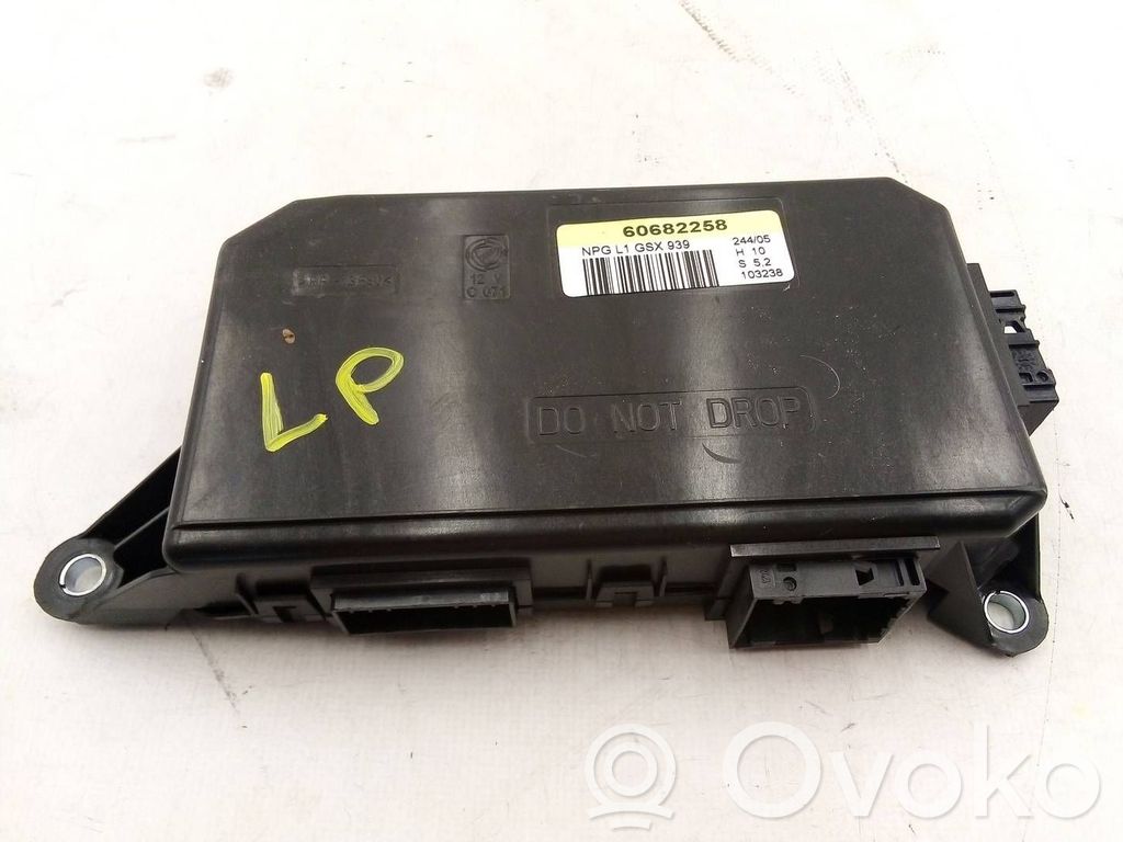 Alfa Romeo 159 Unité de commande module de porte 