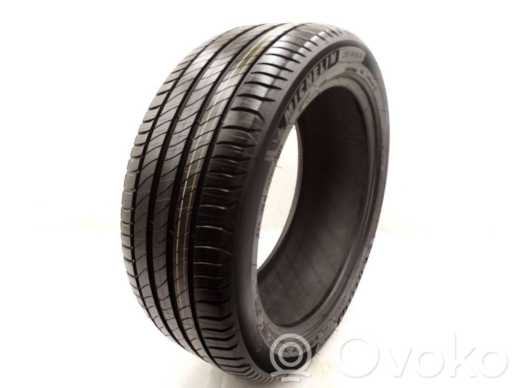 R18 summer tire