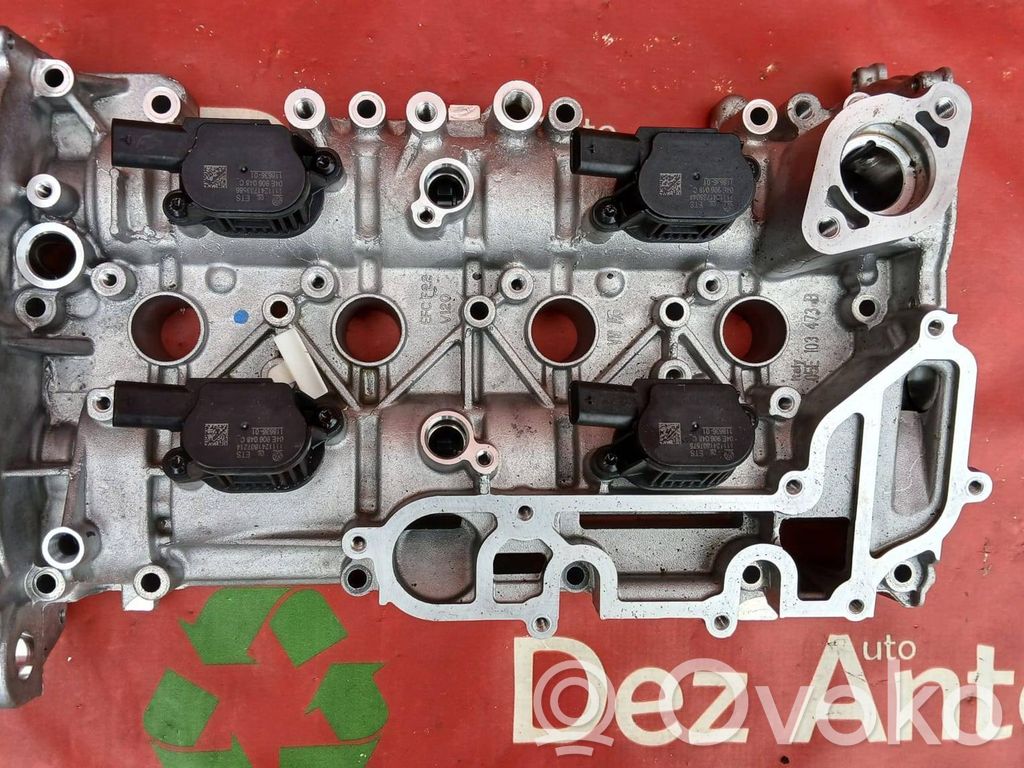Volkswagen Touran III Engine head 