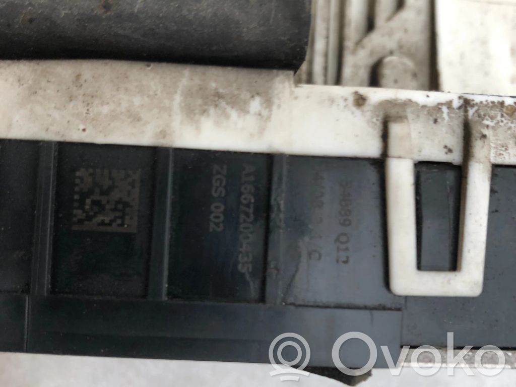 Priekšpusē slēdzene   A1667200435,ZGS002,54089012