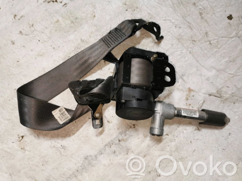 Volvo S60 Cinturón trasero 