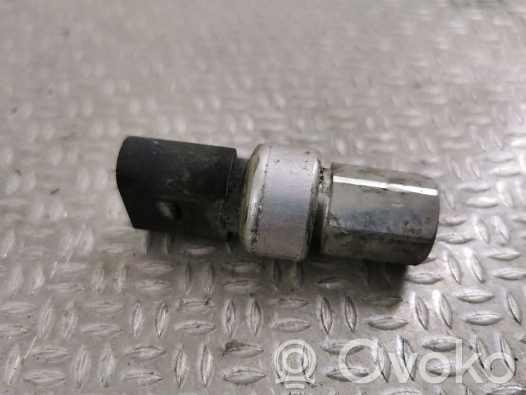 Skoda Fabia Mk2 (5J) Air conditioning (A/C) pressure sensor 