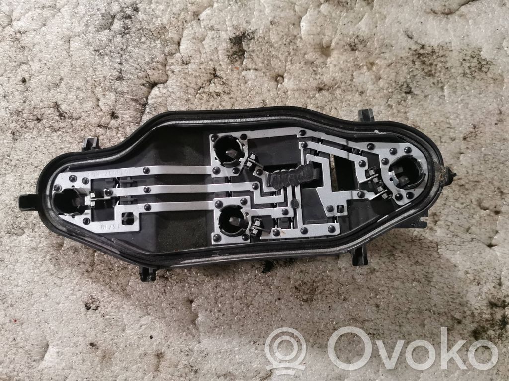 Opel Combo E Tailgate rear/tail lights 