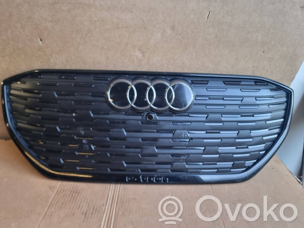 Grille de calandre avant   89A853651B