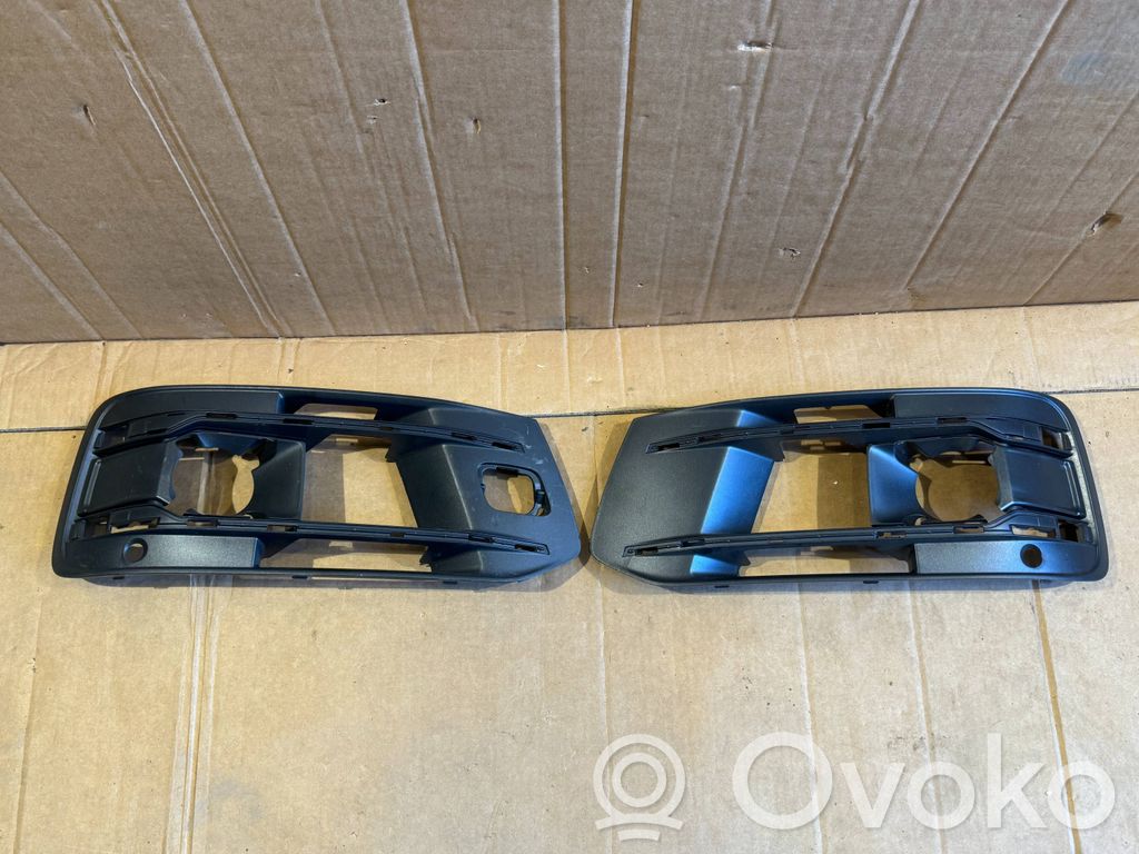 Audi Q7 4M Etusumuvalon ritilä 