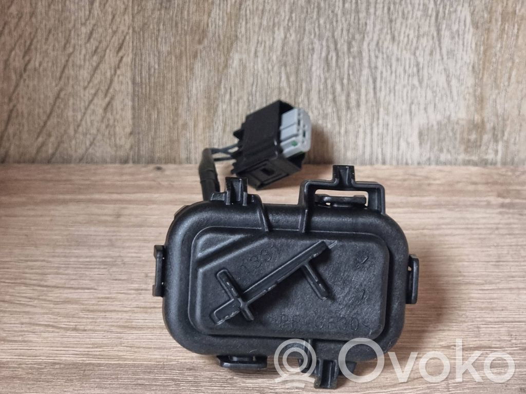 BMW X1 U11 Sensor 