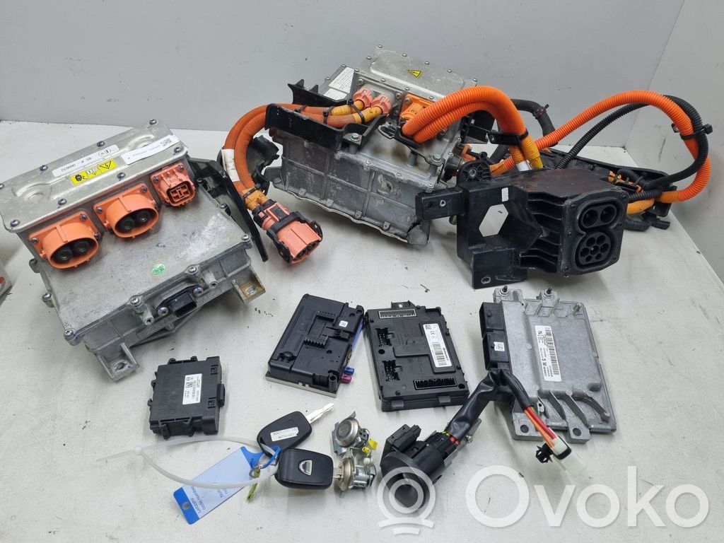 Dacia Spring Engine ECU kit and lock set 