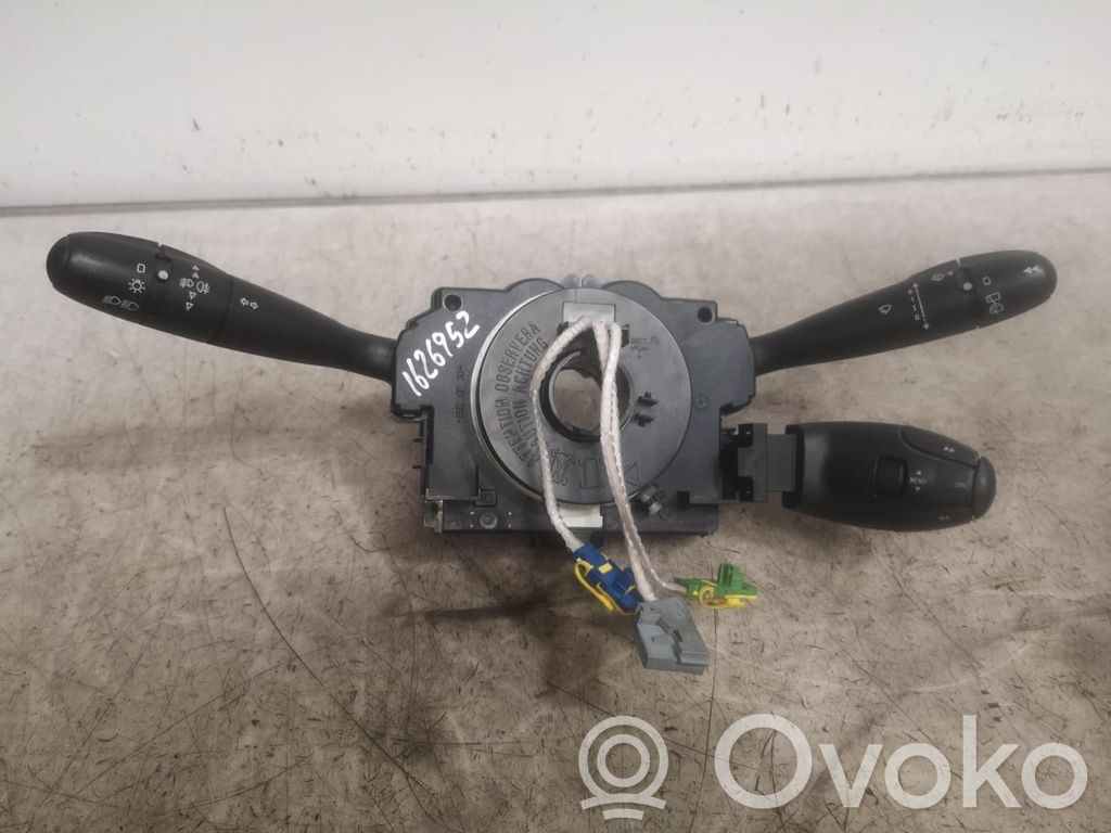 Peugeot 307 Interruptor de control multifunción 