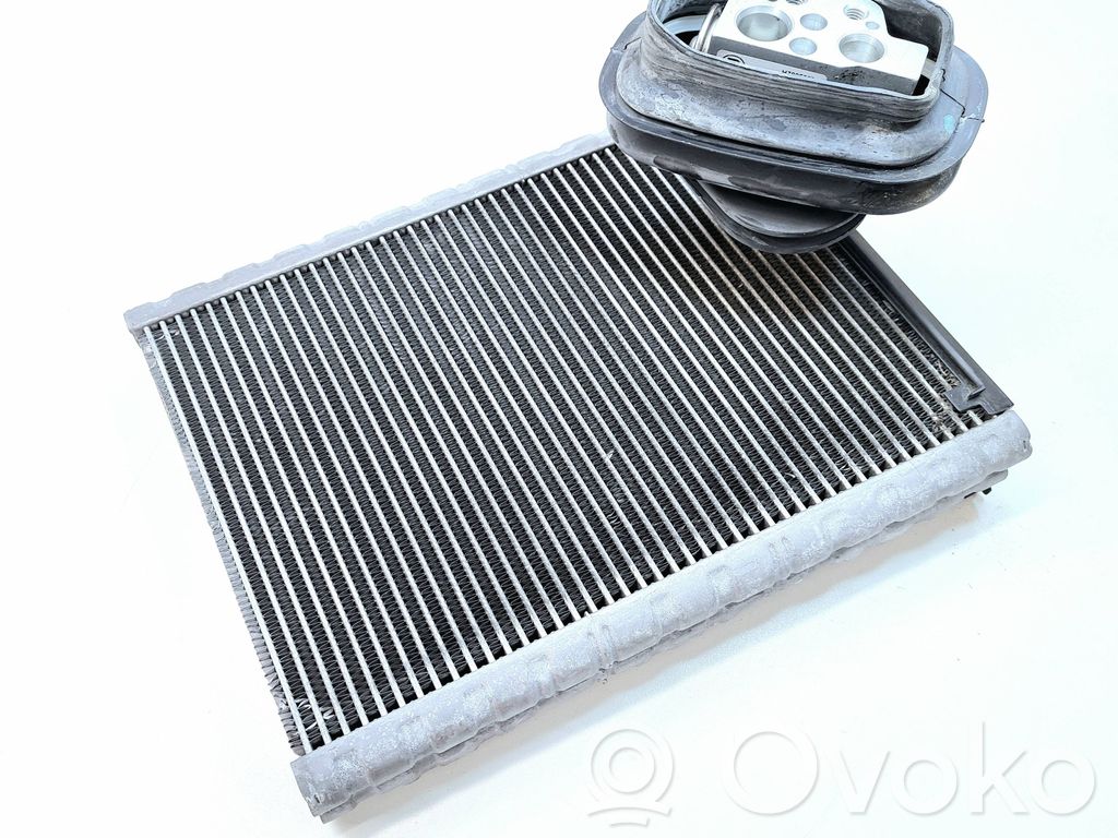 Audi A4 S4 B8 8K Klimaverdampfer Kondensator 