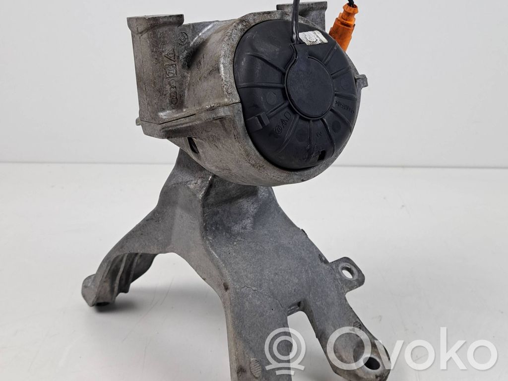 Audi A4 S4 B8 8K Engine mounting bracket 