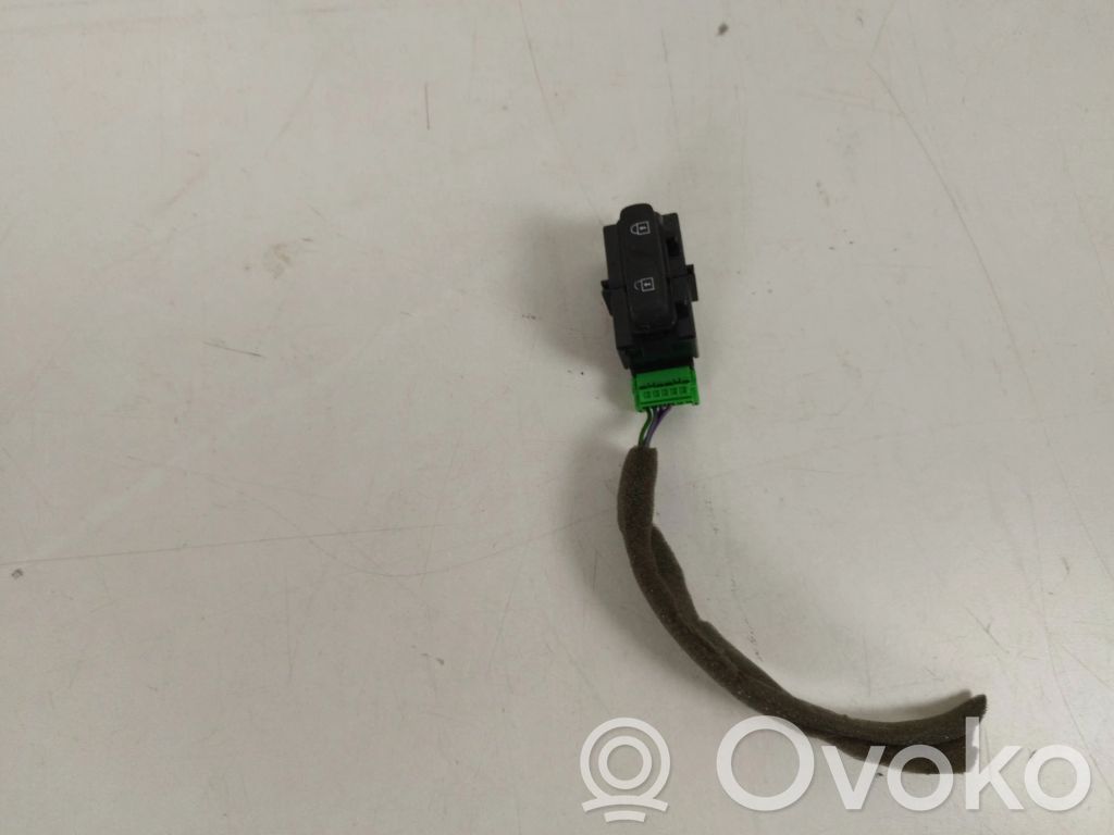 Volvo XC60 Central locking switch button 