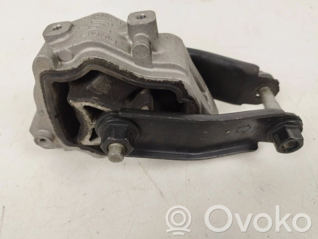 Volvo S80 Engine mount bracket 