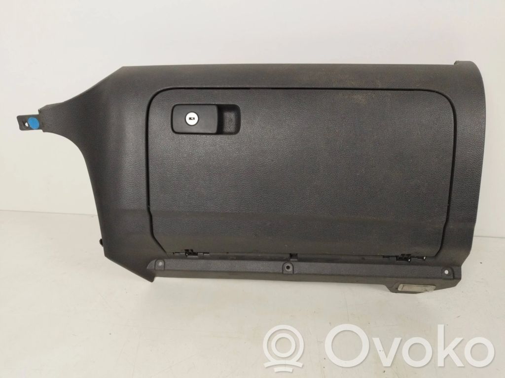 Volkswagen Golf VI Juego guantera 