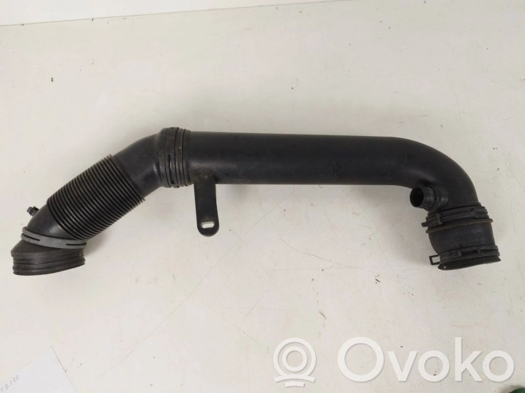 Volkswagen Golf VI Część rury dolotu powietrza 