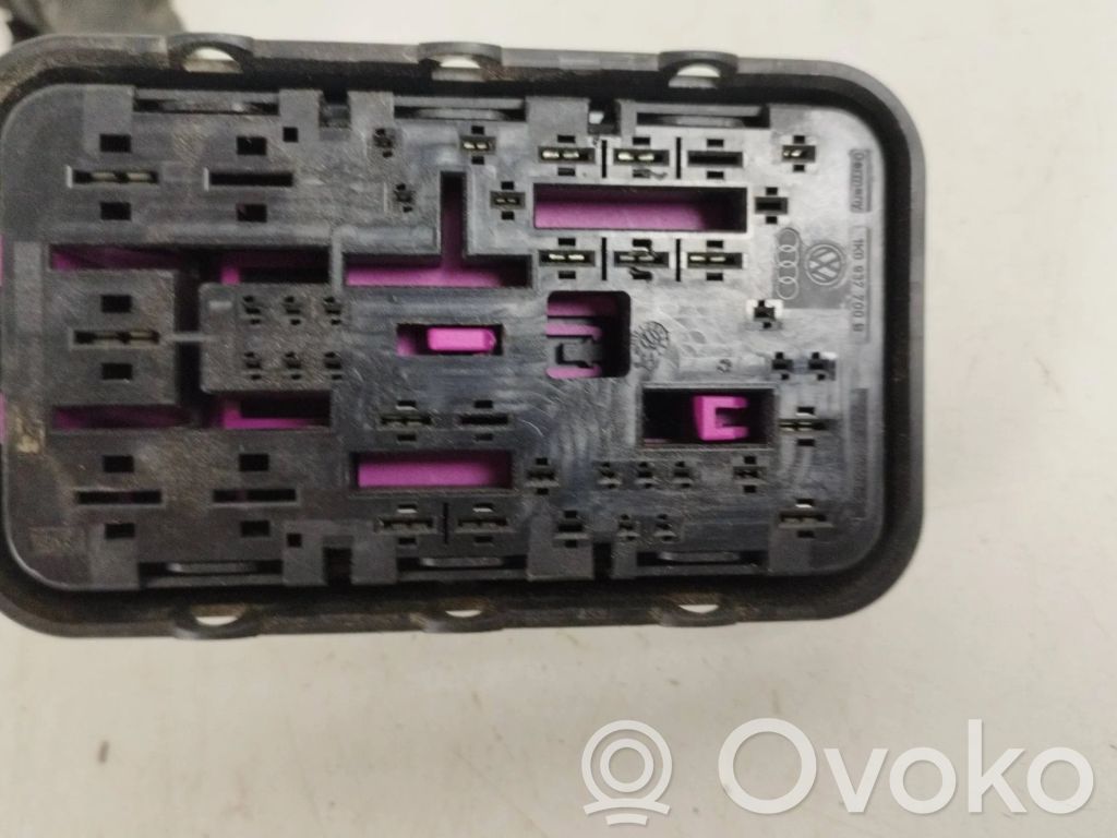 Volkswagen Golf VI Módulo de fusible 