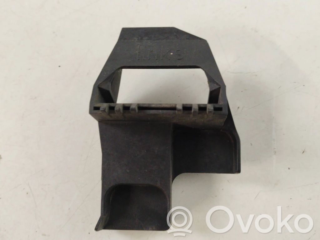 BMW 5 E39 Radiator mount bracket 