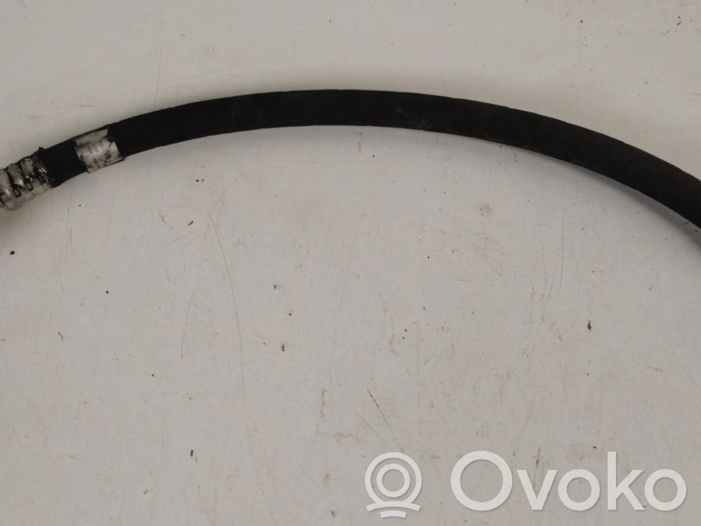 BMW X5 E70 Ilmastointilaitteen putki (A/C) 