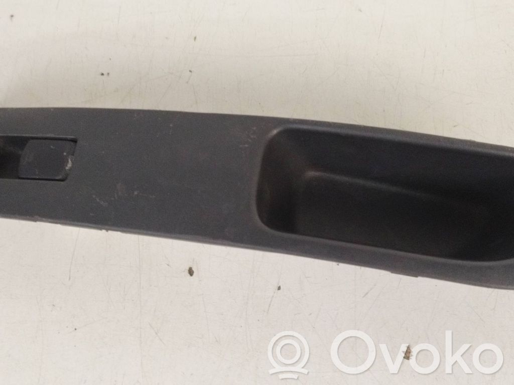 Nissan Micra Electric window control switch 