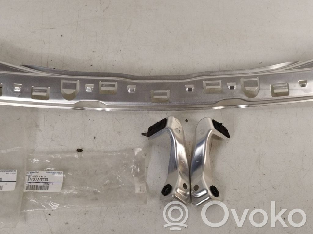 Subaru Outback Uchwyt / Mocowanie zderzaka tylnego 