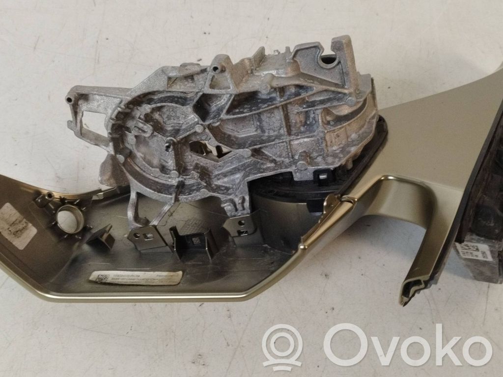 BMW iX1 Veidrodėlio dalys 