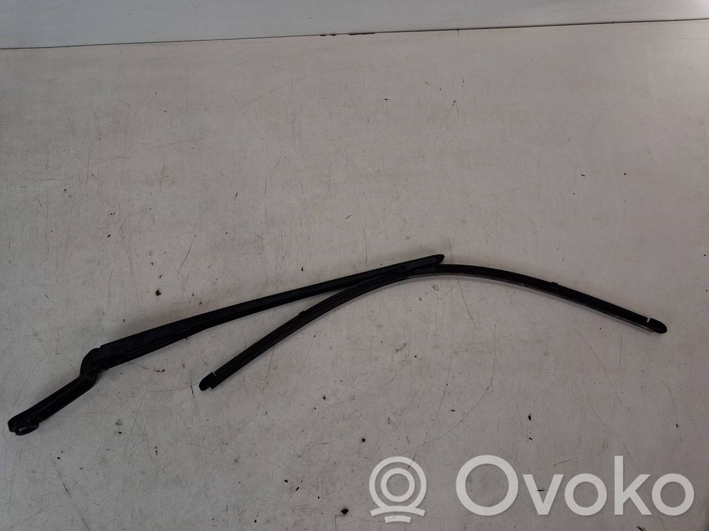 Audi Q7 4L Front wiper blade arm 