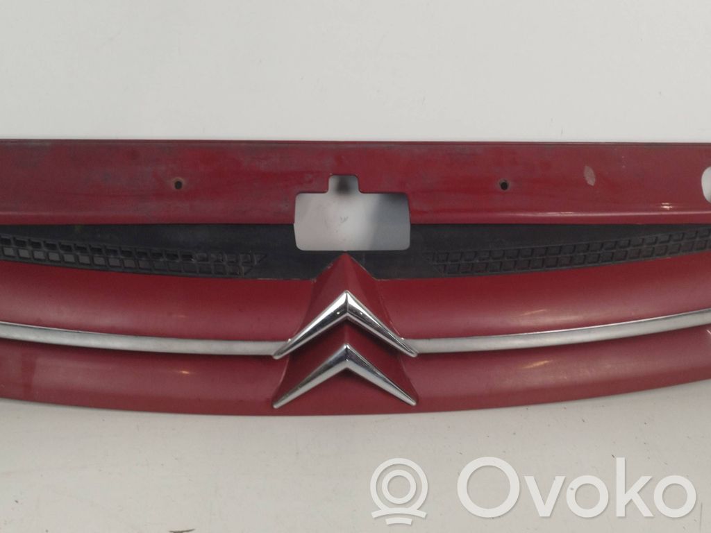 Citroen Berlingo Maskownica / Grill / Atrapa górna chłodnicy 