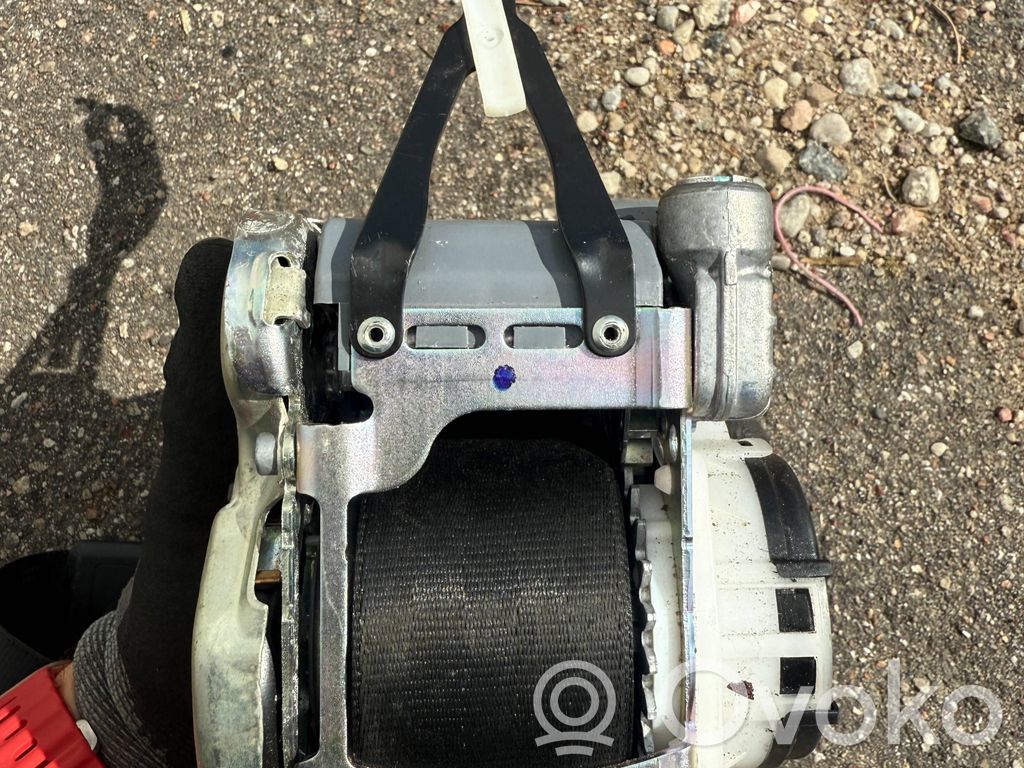 Cinturón delantero   95B857706J