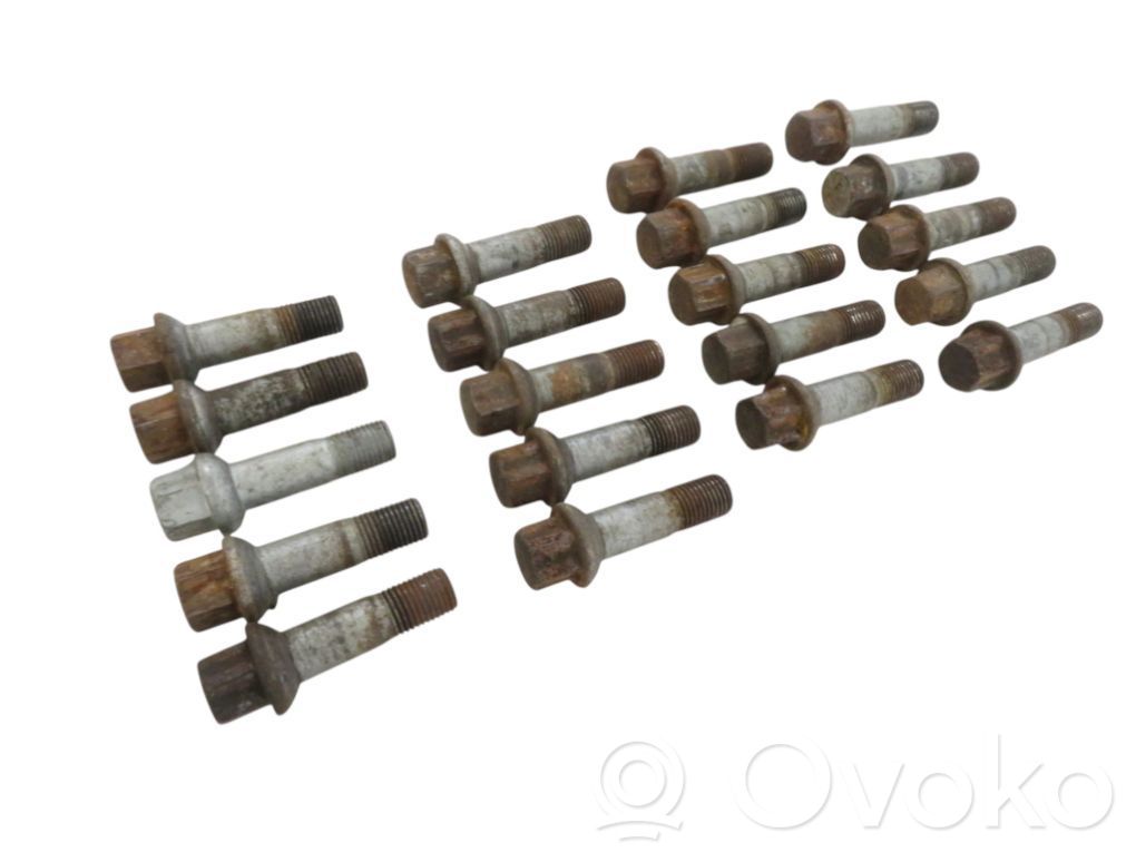 Mercedes-Benz E AMG W213 Nuts/bolts 