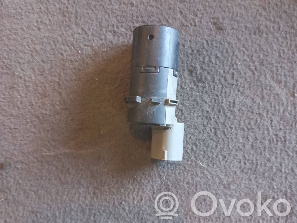 Sensor de aparcamiento PDC   688028,687940