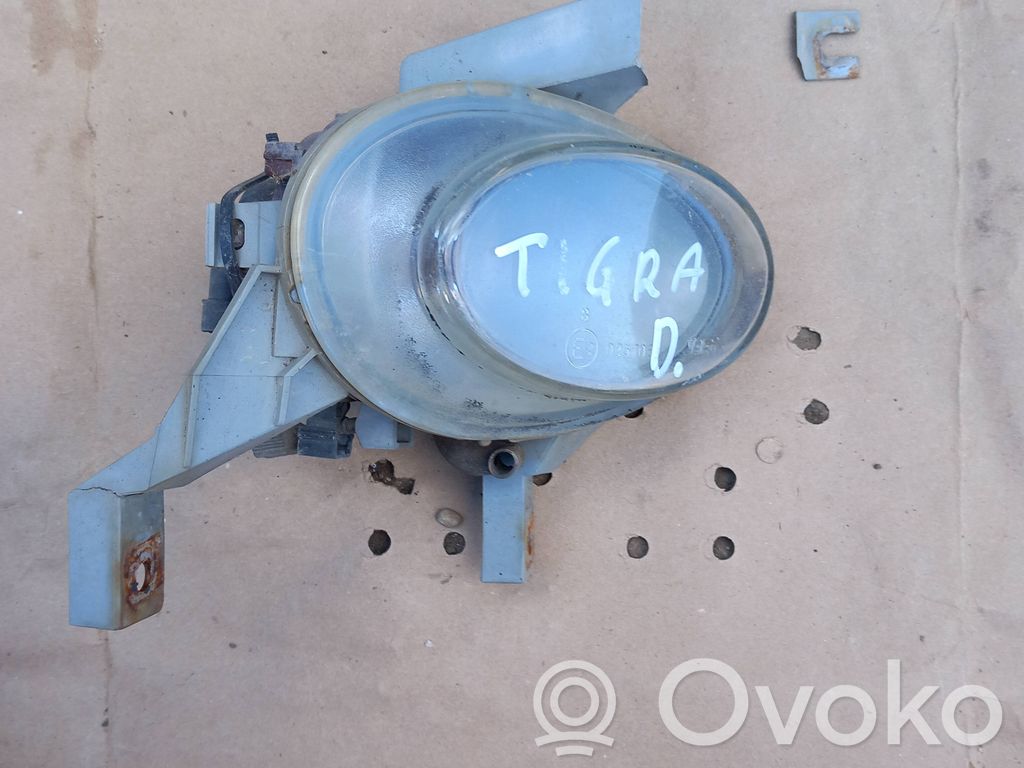 Opel Tigra A Etusumuvalo 