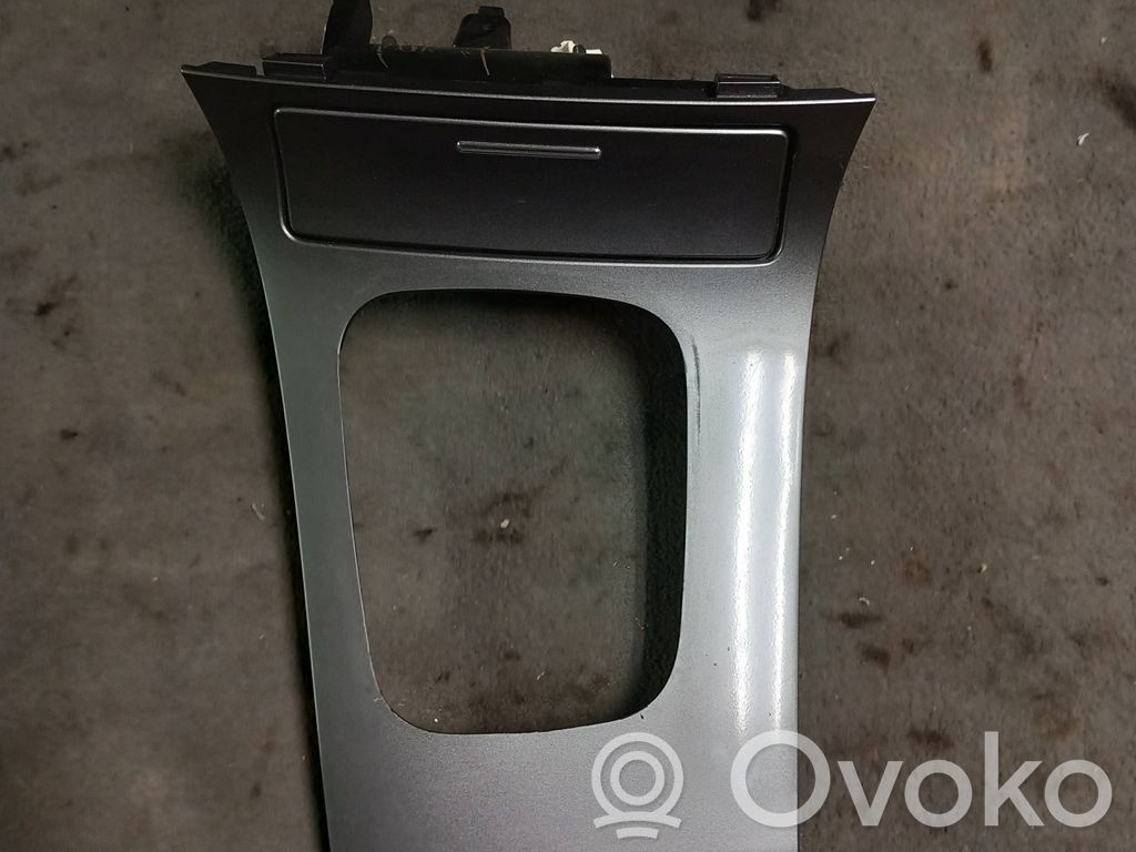 Ashtray (front)   92122AG01A,S22003160