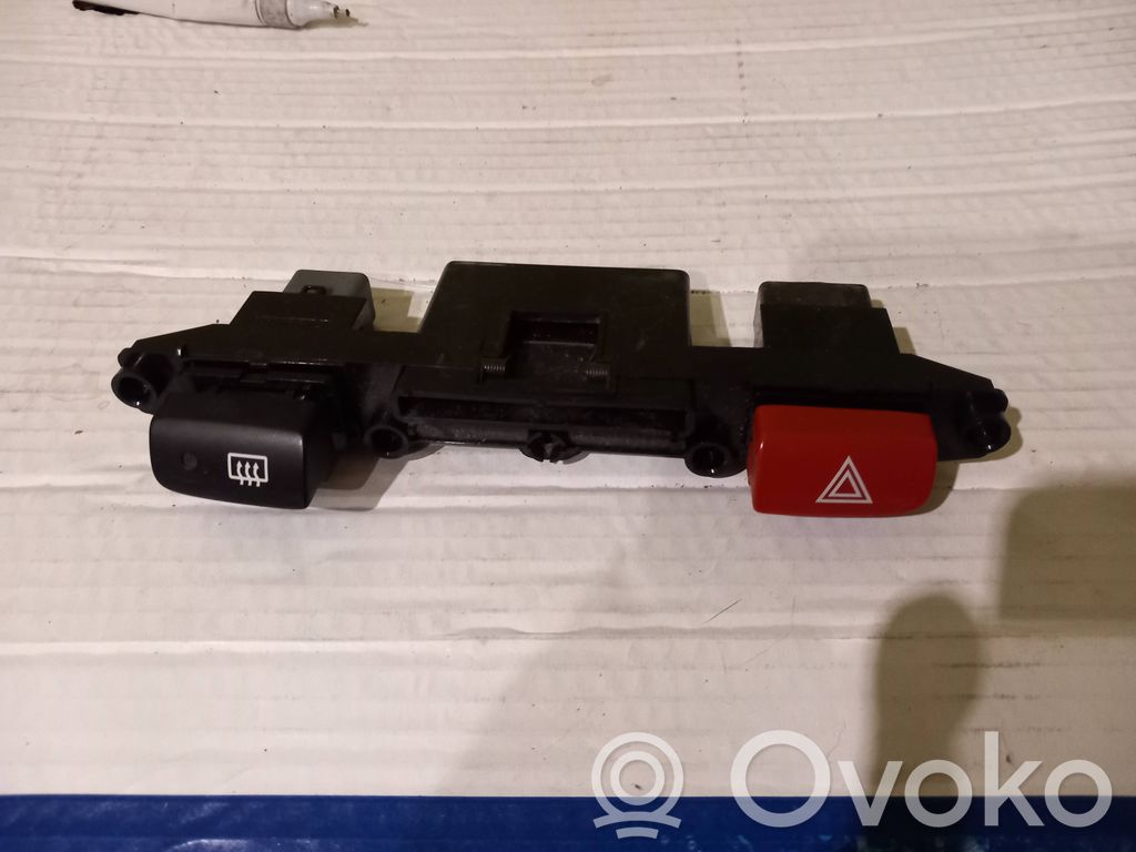 KIA Rio Przycisk świateł awaryjnych 
