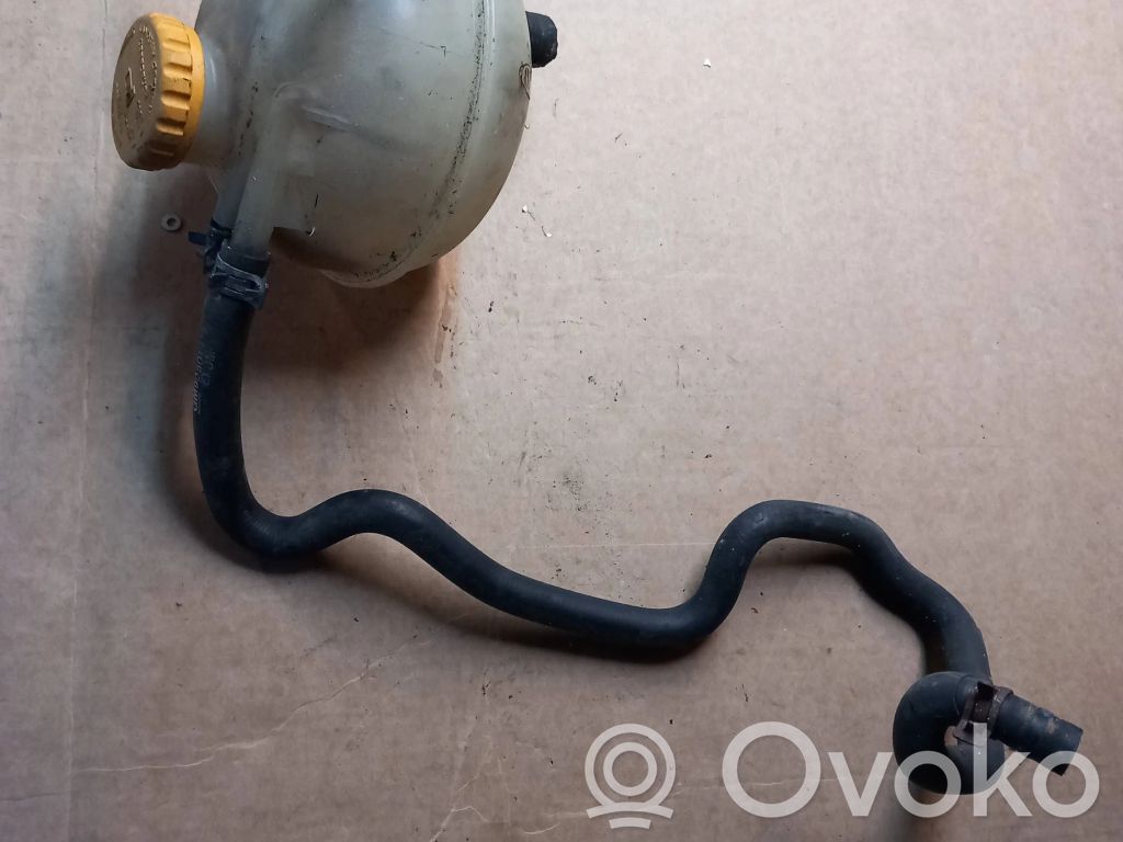 Opel Tigra A Aušinimo skysčio išsiplėtimo bakelis 