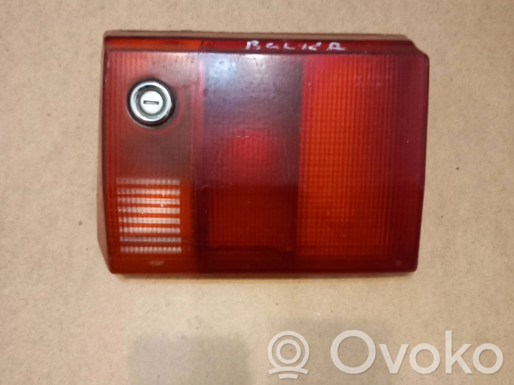 Audi 80 90 B3 Lampă spate în capacul portbagajului 