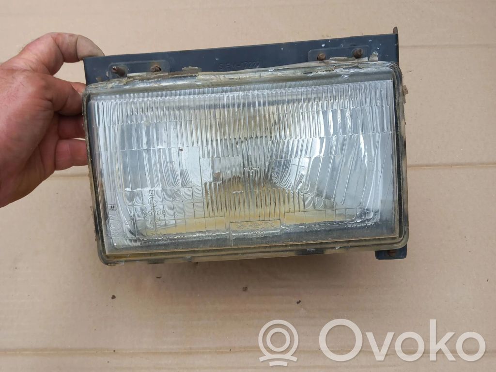 Peugeot J5 Lampa przednia 