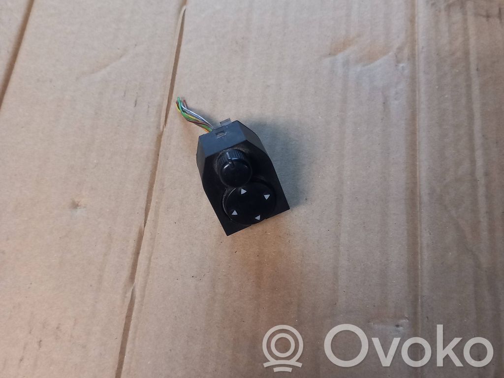 Audi A4 S4 B5 8D Comutator oglinzi laterale 