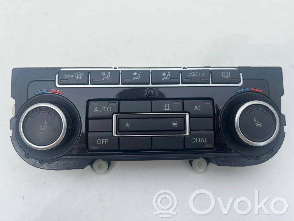 Volkswagen PASSAT B7 Panel klimatyzacji 