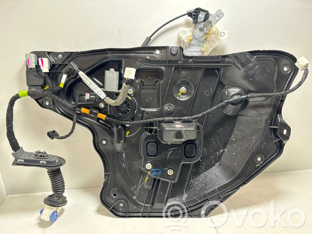 Mazda 3 III Silnik regulatora szyby drzwi przednich 