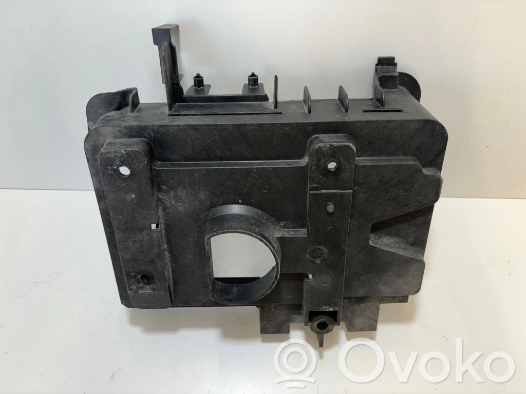 Saab 9-5 Dangtis akumuliatoriaus dėžės 