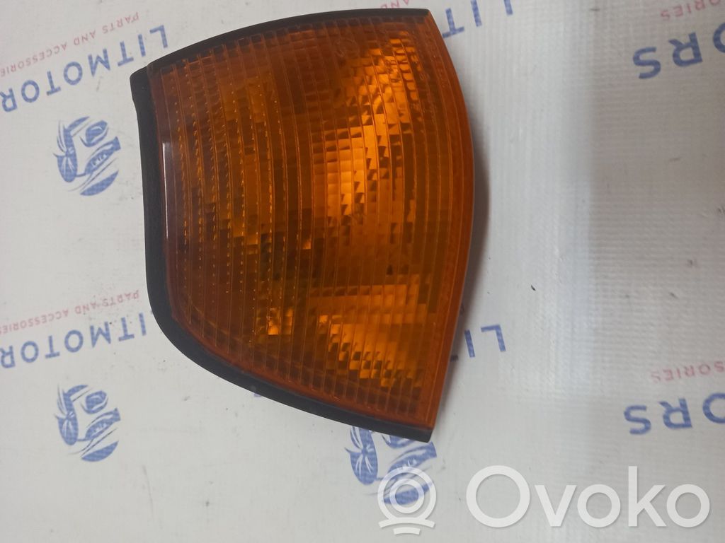 Front indicator light   1387044