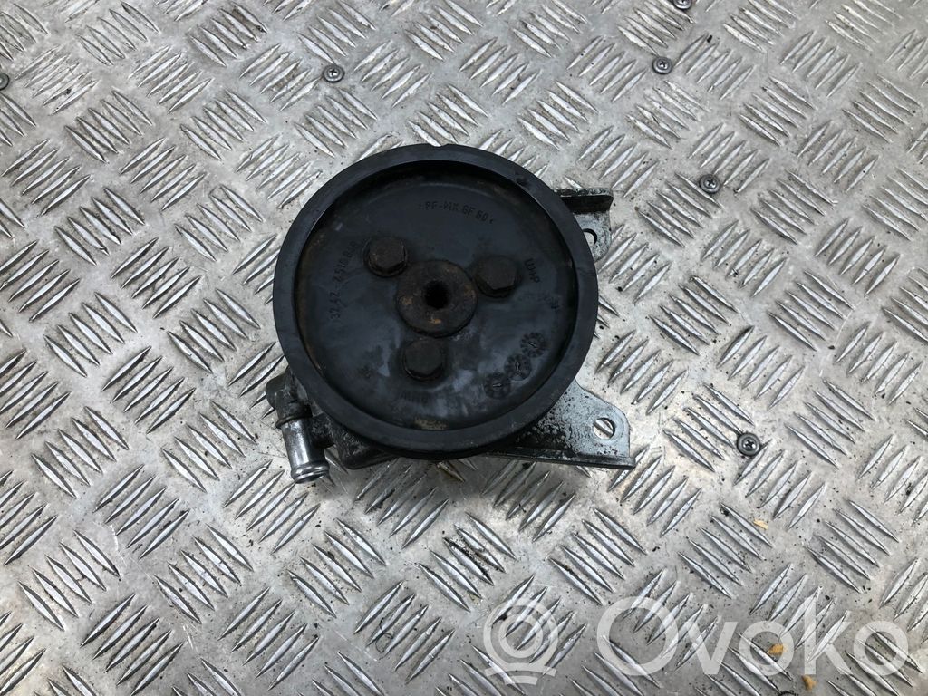 BMW 7 E65 E66 Power steering pump 