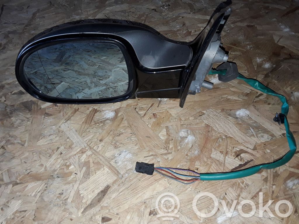 Elektryczne lusterko boczne drzwi przednich   12283040