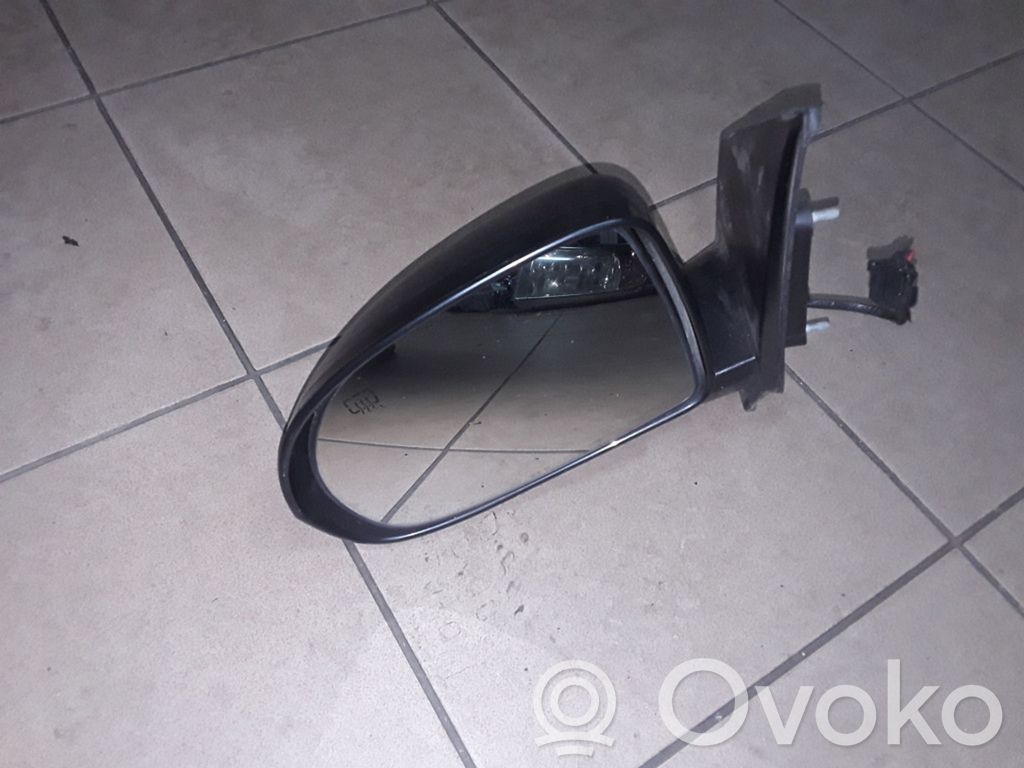 Front door electric wing mirror