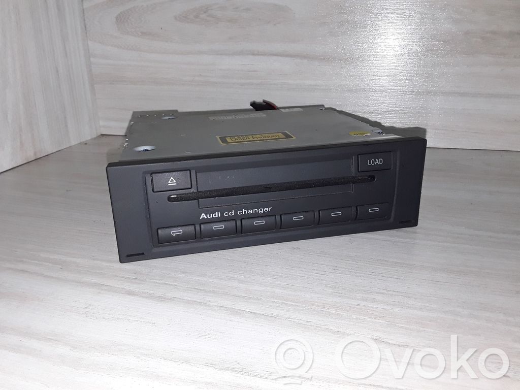 CD/DVD-vaihdin   8E0035111D